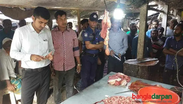 নড়াইলে অতিরিক্ত দামে মাংস ও তরমুজ বিক্রি করায় জরিমানা