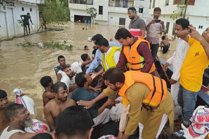 ভারত রাতের আঁধারে ব্যারেজ খুলে মানুষকে ডুবিয়ে মারছে: রাশেদ খাঁন